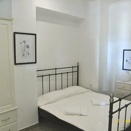 Tarsanas Luxury Apartment *