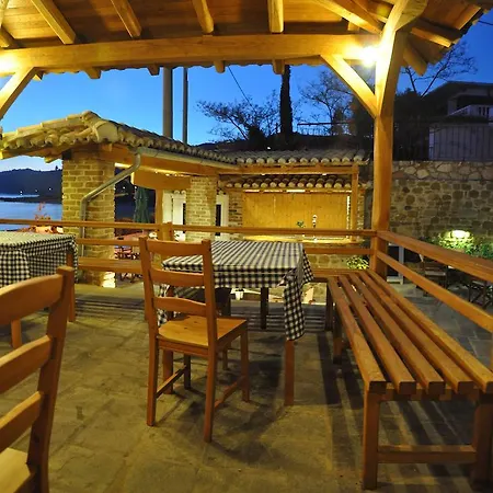 Tarsanas Luxury Apartment Paliouri