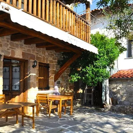 Tarsanas Luxury Apartment