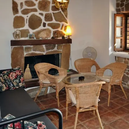 Tarsanas Luxury Apartment Paliouri